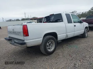 1998 Chevrolet Silverado 1500 with VIN 2GCEC19M2W1244285, listed as a IAAI auction lot 41286327 with 286,391 mi miles and . Bid and sale history available at DreamBid. Image 4.