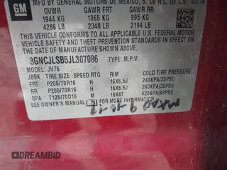 2018 Chevrolet Trax LT with VIN 3GNCJLSB5JL307086, listed as a IAAI auction lot 41941778 with 109,985 mi miles and . Bid and sale history available at carsss.com. Image 9.