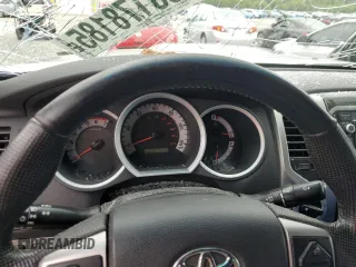 2014 Toyota Tacoma z VIN 5TFUU4EN7EX086617, wystawiony jako Copart lot #58178185 z przebiegiem Nie podano mil oraz Czysty tytuł • Clean title. Historia ofert i sprzedaży dostępna na DreamBid. Obrazek 9.