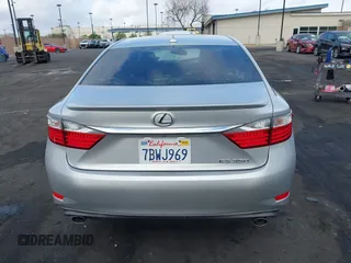 2013 Lexus ES 250 with VIN JTHBK1GG3D2061153, listed as a IAAI auction lot 41871089 with 120,434 mi miles and . Bid and sale history available at DreamBid. Image 17.