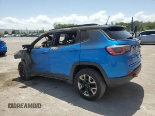 2018 Jeep Compass Trailhawk z VIN 3C4NJDDB2JT198882, wystawiony jako Copart lot #63334315 z przebiegiem Nie podano mil oraz Nie do naprawy • Non repairable. Historia ofert i sprzedaży dostępna na DreamBid. Obrazek 2.