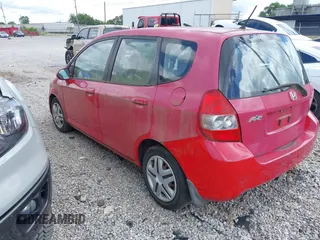 2007 Honda Fit с VIN JHMGD38427S819035, выставлен на аукционе IAAI как лот 42535842 с пробегом 343 103 миль миль и . История ставок и продаж доступна на DreamBid. Изображение 3.