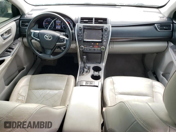 2015 Toyota Camry XLE z VIN 4T1BF1FK4FU016270, wystawiony jako Copart lot #60575235 z przebiegiem 124 066 mil mil oraz Czysty tytuł • Clean title. Historia ofert i sprzedaży dostępna na DreamBid. Obrazek 8.