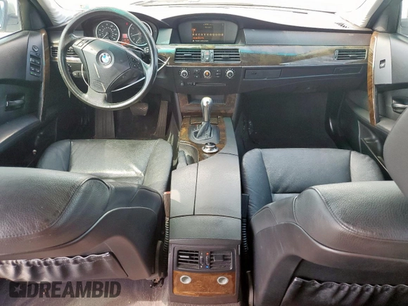 2005 BMW 5 Series 530i z VIN WBANA73555CR60758, wystawiony jako Copart lot #53466525 z przebiegiem 188 703 mil mil oraz Szkoda całkowita • Salvage title. Historia ofert i sprzedaży dostępna na DreamBid. Obrazek 8.