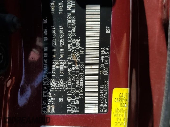 2014 Toyota Sienna LE AAS z VIN 5TDKK3DC6ES497651, wystawiony jako Copart lot #53358245 z przebiegiem 233 102 mil mil oraz Szkody całkowita. Historia ofert i sprzedaży dostępna na DreamBid. Obrazek 13.