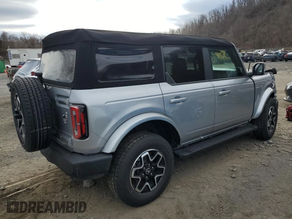 2024 Ford Bronco Outer Banks with VIN 1FMEE8BP2RLA43360, listed as a Copart auction lot 51210275 with 575 mi miles and Salvage title. Bid and sale history available at DreamBid. Image 3.