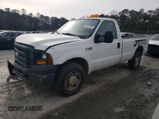 2007 Ford F-250 XL z VIN 1FTNF20577EA20156, wystawiony jako Copart lot #70513794 z przebiegiem 319 854 mil mil oraz Szkoda całkowita • Salvage title. Historia ofert i sprzedaży dostępna na DreamBid. Obrazek 1.
