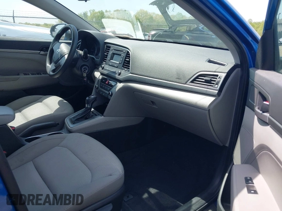 2017 Hyundai Elantra SE z VIN KMHD74LF6HU144401, wystawiony jako IAAI lot #42067279 z przebiegiem 99 687 mil mil oraz . Historia ofert i sprzedaży dostępna na DreamBid. Obrazek 5.