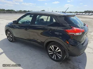 2020 Nissan Kicks SV with VIN 3N1CP5CV0LL549446, listed as a Copart auction lot 54381605 with 104,566 mi miles and Clean Title. Bid and sale history available at carsss.com. Image 2.