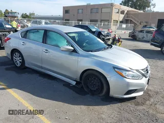 2016 Nissan Altima S z VIN 1N4AL3AP0GN390867, wystawiony jako IAAI lot #42659064 z przebiegiem 219 045 mil mil oraz . Historia ofert i sprzedaży dostępna na DreamBid. Obrazek 1.