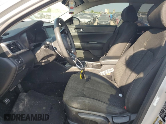 2020 Kia Optima LX with VIN 5XXGT4L3XLG407300, listed as a Copart auction lot 68158504 with 72,516 mi miles and Salvage title. Bid and sale history available at DreamBid. Image 7.