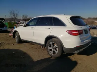 2019 Mercedes-Benz GLC with VIN WDC0G4KB1KF656137, listed as a Copart auction lot 73082562 with 35,893 mi miles. Bid and sale history available at carsss.com. Image 2.
