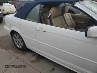 2005 BMW 3 Series 325Ci with VIN WBABW334X5PL37410, listed as a Copart auction lot 74379214 with 8,807 mi miles and Salvage Title. Bid and sale history available at carsss.com. Image 12.