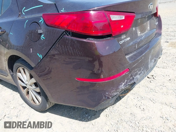 2015 Kia Optima EX with VIN 5XXGN4A70FG392200, listed as a IAAI auction lot 41922894 with 237,454 mi miles. Bid and sale history available at carsss.com. Image 6.