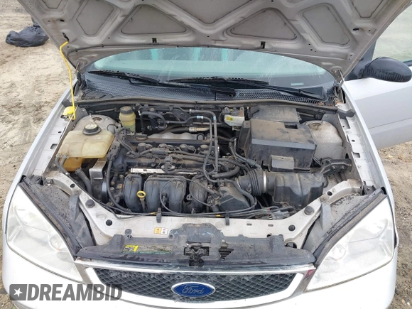 2005 Ford Focus S with VIN 1FAFP34N35W271612, listed as a IAAI auction lot 42203936 with 207,837 mi miles and . Bid and sale history available at carsss.com. Image 10.