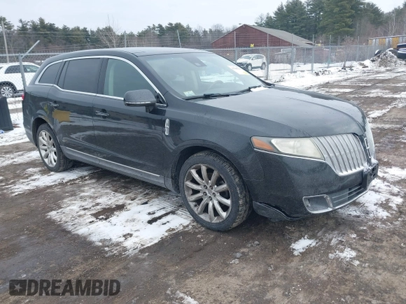 2011 Lincoln MKT with VIN 2LMHJ5AR5BBJ52058, listed as a IAAI auction lot 41305955 with 193,555 mi miles and . Bid and sale history available at DreamBid. Image 1.