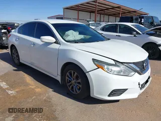 2016 Nissan Altima S z VIN 1N4AL3AP4GN382092, wystawiony jako IAAI lot #42244298 z przebiegiem 161 572 mil mil oraz . Historia ofert i sprzedaży dostępna na DreamBid. Obrazek 1.