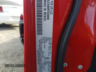 2021 Jeep Compass Sport с VIN 3C4NJCAB8MT526695, выставлен на аукционе Copart как лот 52895385 с пробегом 108 234 миль миль и Списание • Salvage title. История ставок и продаж доступна на DreamBid. Изображение 12.