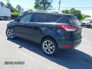 2015 Ford Escape Titanium с VIN 1FMCU0JX5FUB87813, выставлен на аукционе IAAI как лот 42035295 с пробегом 148 430 миль миль и . История ставок и продаж доступна на DreamBid. Изображение 3.