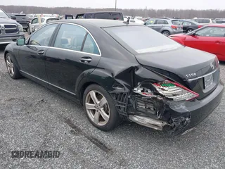 2010 Mercedes-Benz S 550 with VIN WDDNG8GB7AA329979, listed as a IAAI auction lot 41783705 with 124,126 mi miles and . Bid and sale history available at DreamBid. Image 3.