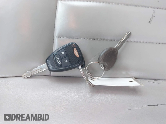 2007 Jeep Liberty Limited z VIN 1J4GL58KX7W526436, wystawiony jako IAAI lot #42181619 z przebiegiem 85 850 mil mil oraz . Historia ofert i sprzedaży dostępna na DreamBid. Obrazek 11.