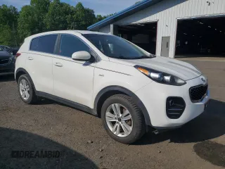 2018 Kia Sportage LX z VIN KNDPMCAC7J7448175, wystawiony jako Copart lot #59800765 z przebiegiem 138 825 mil mil oraz Czysty tytuł • Clean title. Historia ofert i sprzedaży dostępna na DreamBid. Obrazek 4.