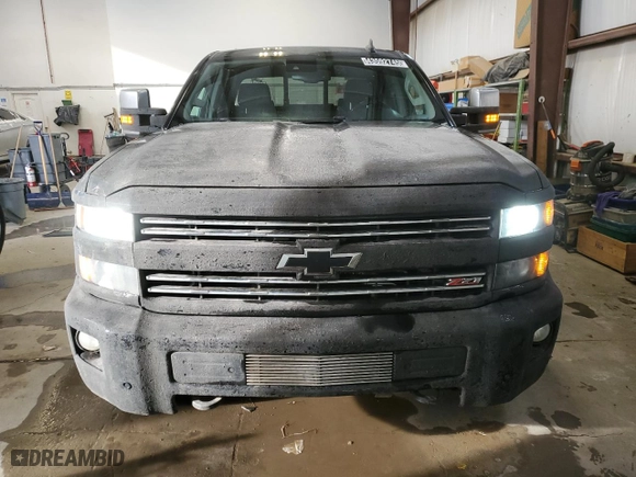 2016 Chevrolet Silverado 3500HD LTZ with VIN 1GC4K0E81GF136283, listed as a Copart auction lot 43592745 with 346,106 mi miles and Clean Title. Bid and sale history available at carsss.com. Image 5.