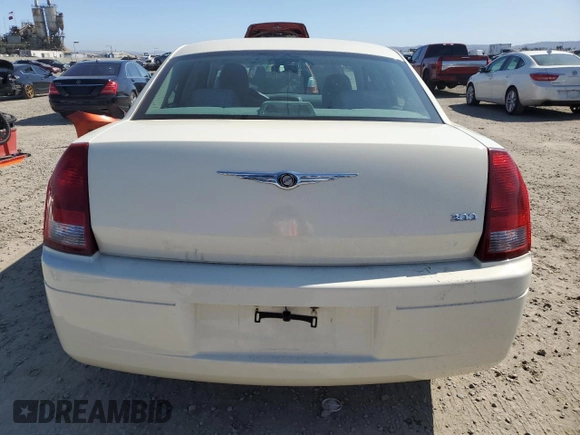 2005 Chrysler 300 with VIN 2C3JA43R75H161102, listed as a Copart auction lot 50101015 with 88,027 mi miles and Salvage Title. Bid and sale history available at carsss.com. Image 6.