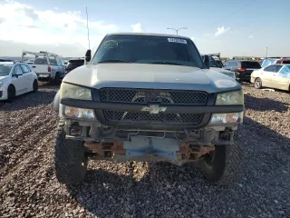 2003 Chevrolet Silverado 1500HD LS z VIN 1GCGK13UX3F108575, wystawiony jako Copart lot #74129704 z przebiegiem 164 308 mil mil oraz Szkoda całkowita • Salvage title. Historia ofert i sprzedaży dostępna na DreamBid. Obrazek 5.