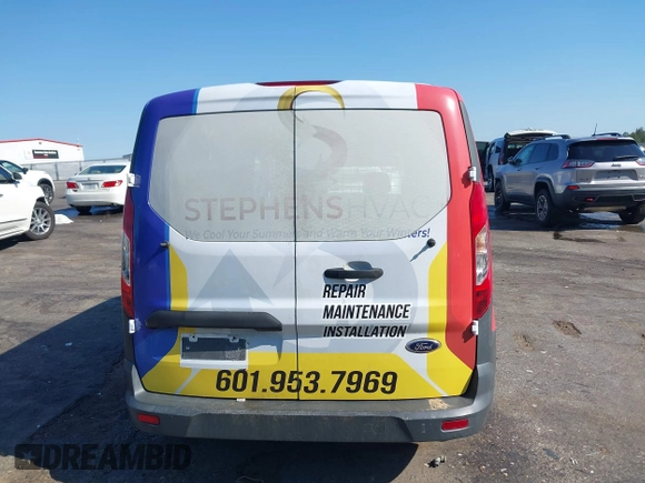 2014 Ford Transit Connect XL z VIN NM0LS7E71E1157542, wystawiony jako IAAI lot #42036121 z przebiegiem 217 538 mil mil oraz . Historia ofert i sprzedaży dostępna na DreamBid. Obrazek 17.