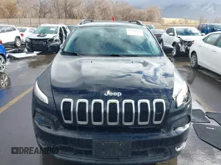 2017 Jeep Cherokee Sport с VIN 1C4PJMAB0HW657862, выставлен на аукционе IAAI как лот 41507015 с пробегом 57 968 миль миль и . История ставок и продаж доступна на DreamBid. Изображение 12.