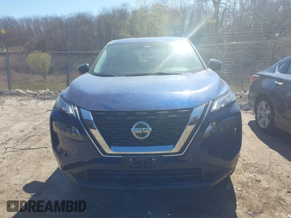 2021 Nissan Rogue S z VIN 5N1AT3AB7MC849121, wystawiony jako IAAI lot #42040310 z przebiegiem 32 914 mil mil oraz . Historia ofert i sprzedaży dostępna na DreamBid. Obrazek 12.