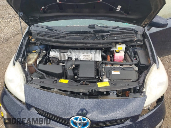 2013 Toyota Prius One with VIN JTDKN3DU5D1633618, listed as a IAAI auction lot 42125827 with 300,000 mi miles. Bid and sale history available at carsss.com. Image 10.