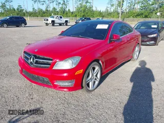 2014 Mercedes-Benz C 250 с VIN WDDGJ4HB4EG270202, выставлен на аукционе IAAI как лот 42756542 с пробегом 64 966 миль миль и . История ставок и продаж доступна на DreamBid. Изображение 2.