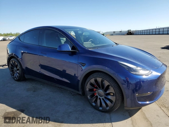 2021 Tesla Model Y Performance with VIN 5YJYGDEF0MF262336, listed as a Copart auction lot 60618534 with 29,242 mi miles and Salvage Title. Bid and sale history available at DreamBid. Image 4.