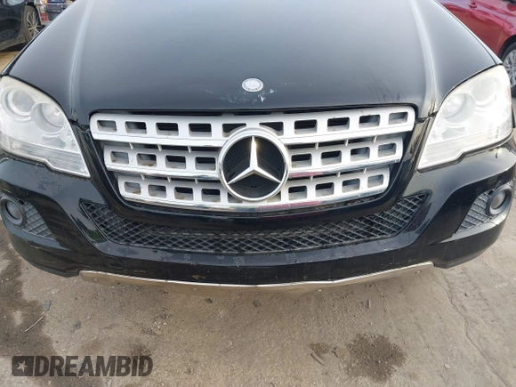 2010 Mercedes-Benz M 350 с VIN 4JGBB5GB2AA605104, выставлен на аукционе IAAI как лот 41922137 с пробегом 95 870 миль миль и . История ставок и продаж доступна на DreamBid. Изображение 6.