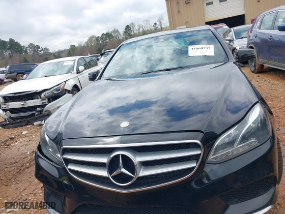 2016 Mercedes-Benz E-Class E 350 Sport with VIN WDDHF5KB2GB281218, listed as a IAAI auction lot 41868737 with 118,554 mi miles. Bid and sale history available at carsss.com. Image 13.