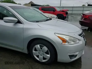 2015 Nissan Altima 2.5 z VIN 1N4AL3AP9FC261682, wystawiony jako Copart lot #58394395 z przebiegiem 106 953 mil mil oraz Szkoda całkowita • Salvage title. Historia ofert i sprzedaży dostępna na DreamBid. Obrazek 14.