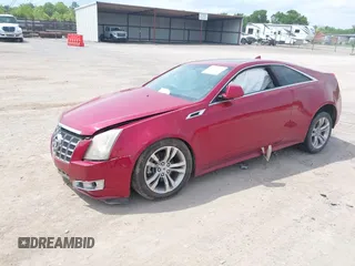 2014 Cadillac CTS Performance z VIN 1G6DG1E33E0135490, wystawiony jako IAAI lot #42274193 z przebiegiem 83 556 mil mil oraz . Historia ofert i sprzedaży dostępna na DreamBid. Obrazek 2.