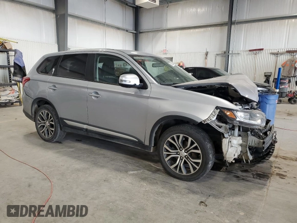 2017 Mitsubishi Outlander SE with VIN JA4AZ3A34HZ026302, listed as a Copart auction lot 53901205 with 195,965 mi miles and Clean title. Bid and sale history available at DreamBid. Image 4.