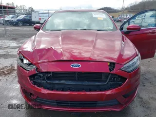 2017 Ford Fusion SE with VIN 3FA6P0HD3HR328186, listed as a IAAI auction lot 41692200 with 44,294 mi miles. Bid and sale history available at carsss.com. Image 6.