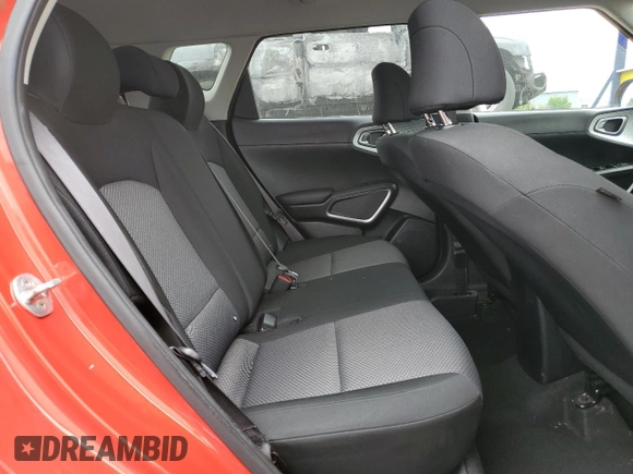 2022 Kia Soul LX with VIN KNDJ23AU8N7158876, listed as a Copart auction lot 53147065 with 64,442 mi miles and Clean Title. Bid and sale history available at DreamBid. Image 10.