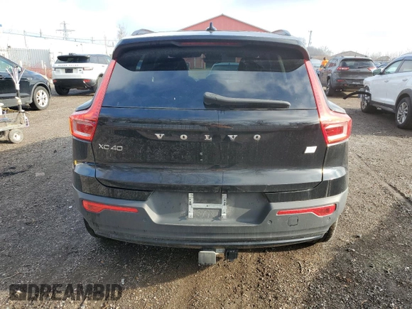 2023 Volvo XC40 Core с VIN YV4ED3UK8P2044198, выставлен на аукционе Copart как лот 80460974 с пробегом Не указан миль и Списание • Salvage title. История ставок и продаж доступна на DreamBid. Изображение 6.
