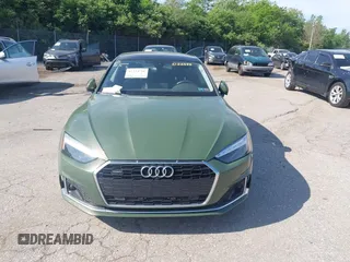 2022 Audi A5 Sportback Premium Plus z VIN WAUCBCF50NA032585, wystawiony jako IAAI lot #42234716 z przebiegiem 38 086 mil mil oraz . Historia ofert i sprzedaży dostępna na DreamBid. Obrazek 12.