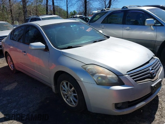 2008 Nissan Altima 2.5 with VIN 1N4AL21E28N550077, listed as a IAAI auction lot 41812456 with 274,030 mi miles. Bid and sale history available at carsss.com. Image 1.