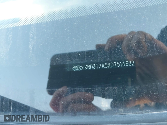 2013 Kia Soul with VIN KNDJT2A5XD7514632, listed as a IAAI auction lot 41767178 with 117,699 mi miles and . Bid and sale history available at DreamBid. Image 8.