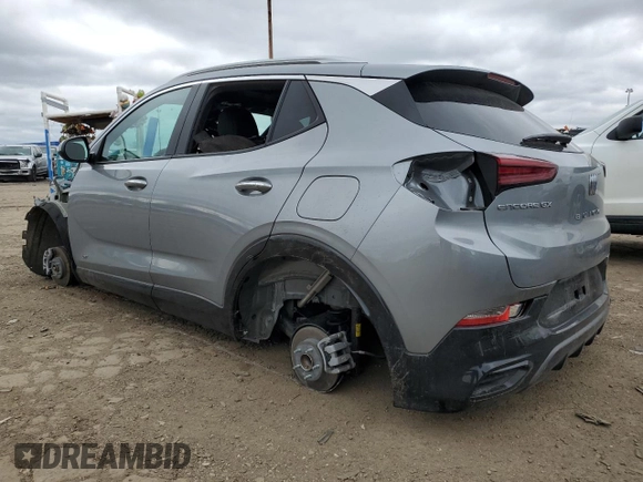 2025 Buick Encore GX Sport Touring с VIN KL4AMDSL9SB012043, выставлен на аукционе Copart как лот 53278345 с пробегом Не указан миль и Списание • Salvage title. История ставок и продаж доступна на DreamBid. Изображение 2.