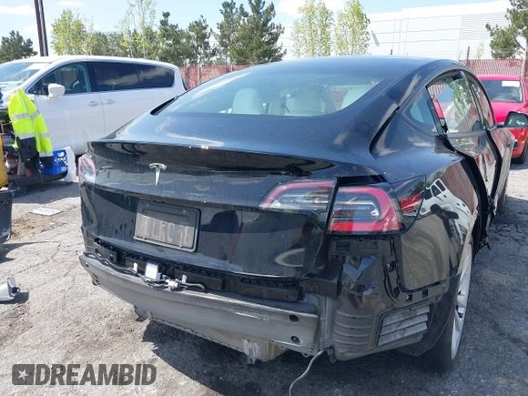 2022 Tesla Model 3 with VIN 5YJ3E1EA4NF316127, listed as a IAAI auction lot 41939191 with 30,857 mi miles. Bid and sale history available at carsss.com. Image 20.