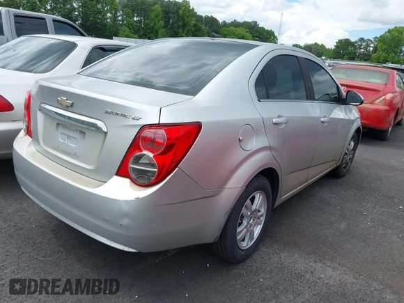2012 Chevrolet Sonic LT with VIN 1G1JC5SH1C4180400, listed as a IAAI auction lot 42256431 with 188,681 mi miles and . Bid and sale history available at DreamBid. Image 4.