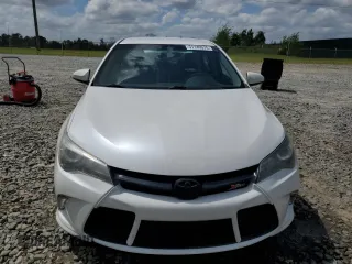 2017 Toyota Camry XLE with VIN 4T1BF1FKXHU336907, listed as a Copart auction lot 51149575 with 49,182 mi miles and Salvage Title. Bid and sale history available at carsss.com. Image 5.